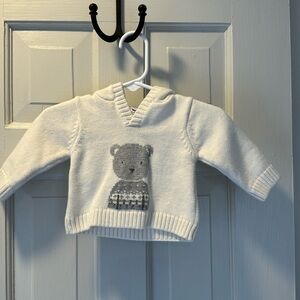 Jacadi Paris adorable bear sweater with pompom. Size 3m